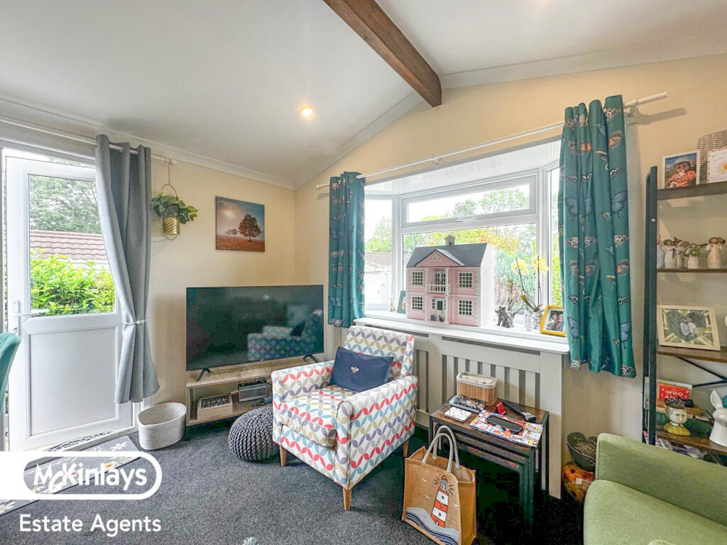 House in Taunton - View 4
