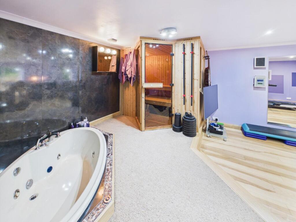 Additional image 12 of Woodvale Crescent, Bingley