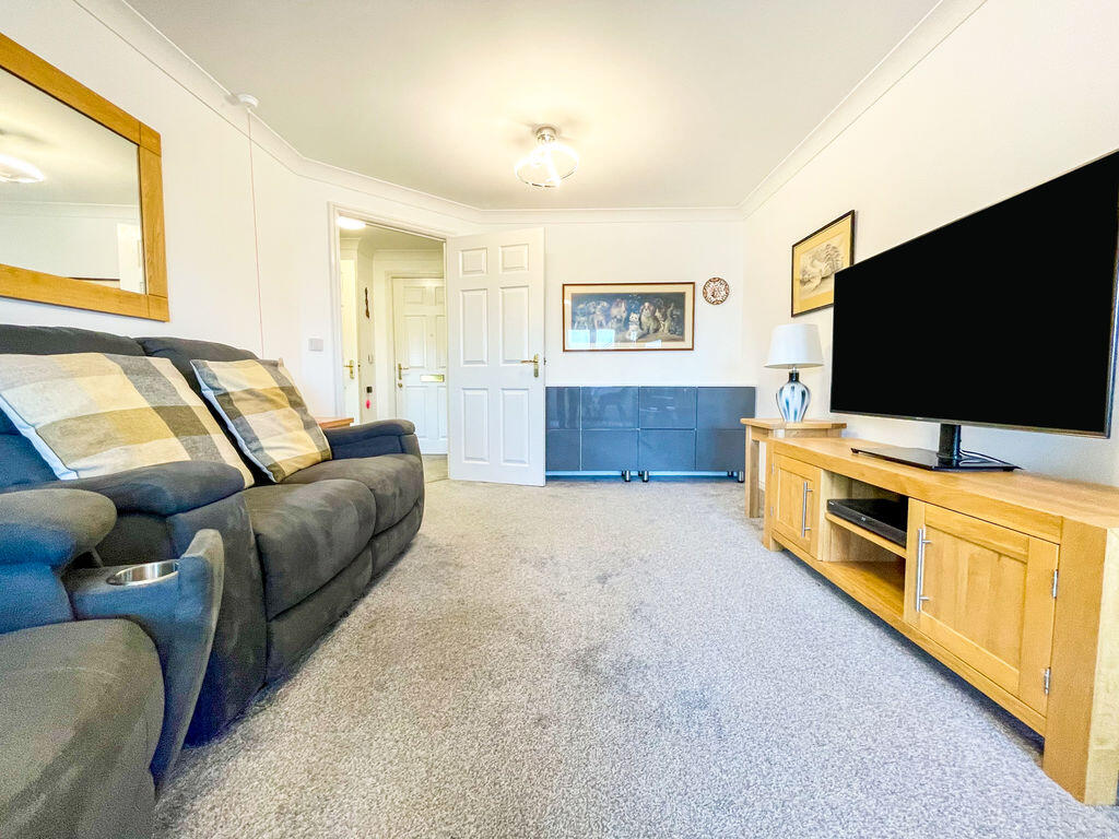 Berryfield Court, Bursledon Road, Hedge End, SO30 photo 3