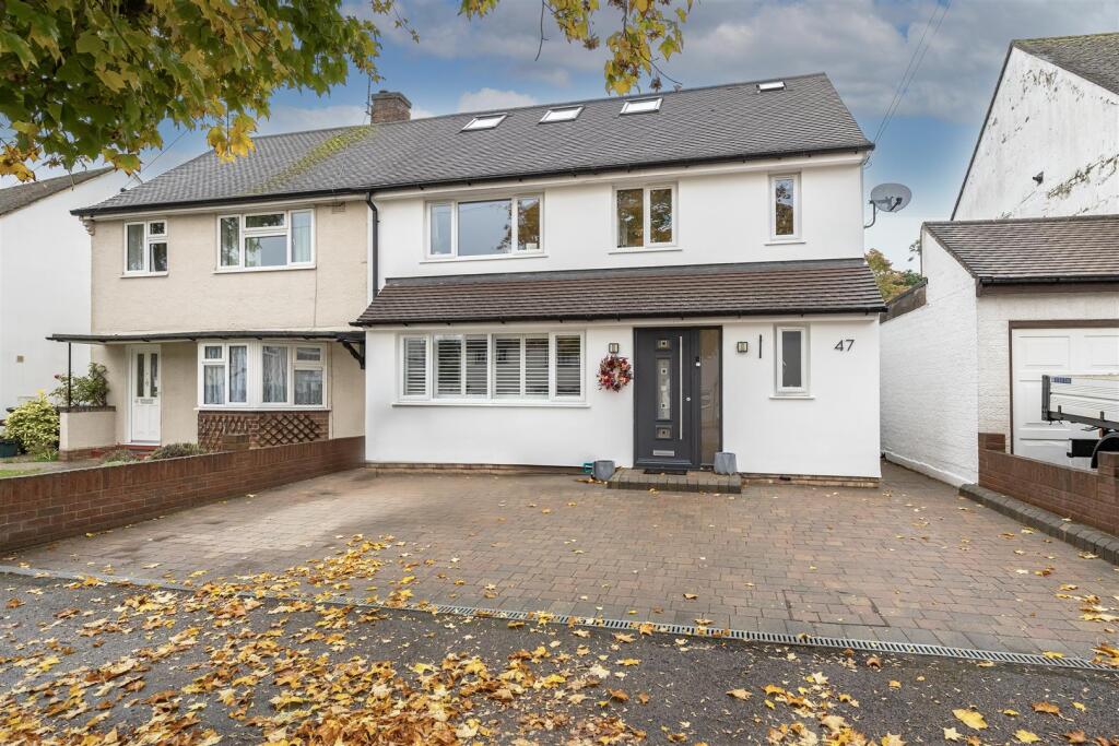 Grove Avenue, Harpenden, Harpenden