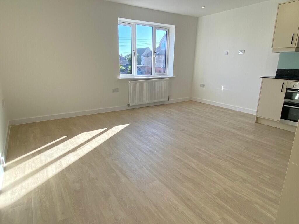 Apartment in Colchester - View 2