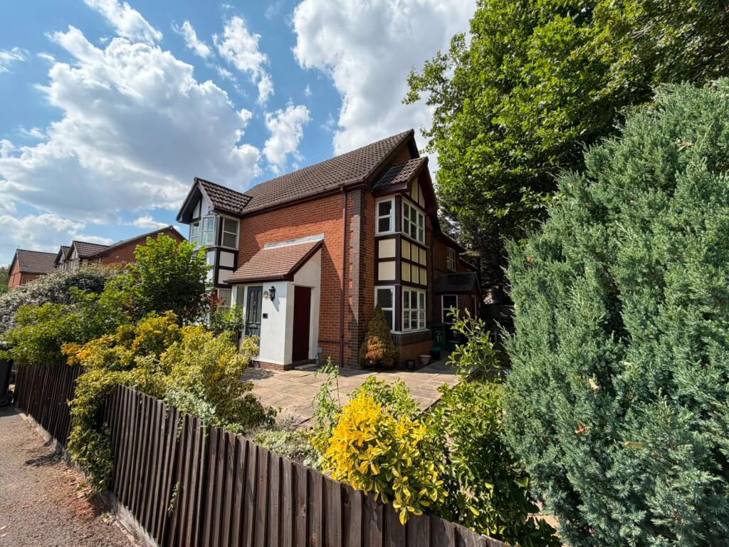 Main image of property: Collingwood Drive, London Colney, AL2