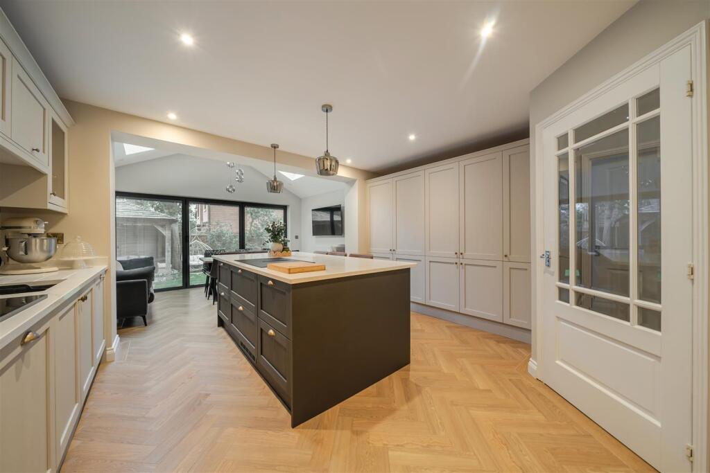 House in Aston, Alderwood Gardens, Newhall - More