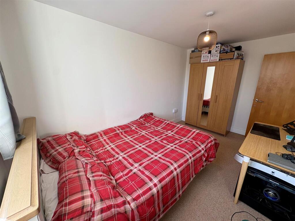 Additional image 13 of Whitehall Road East, Birkenshaw, Bradford