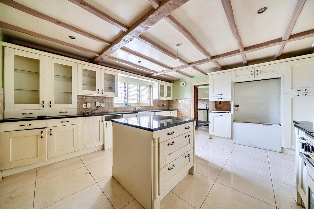 House in Nottingham - View 4