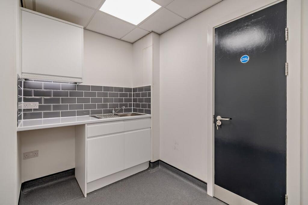 Additional image 7 of Network Park Industrial Estate, Birmingham, B8 1AU