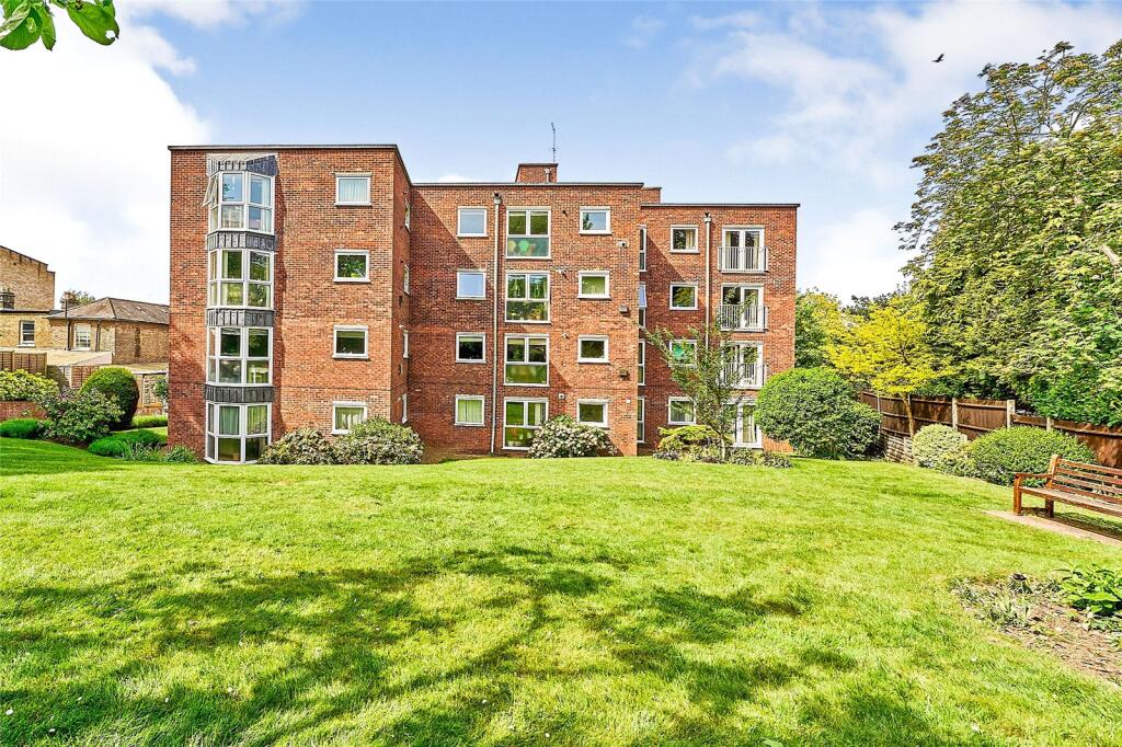 Main image of property: Queens Road, Kingston upon Thames, KT2