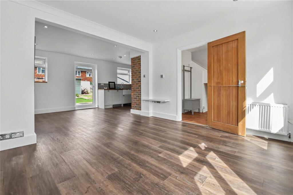 House in Tonbridge - View 4