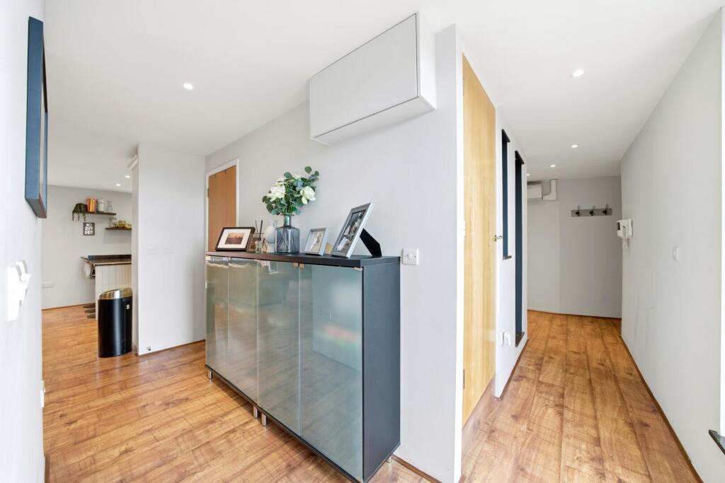 Apartment in Nottingham, Lace Market, St Ann's - View 5