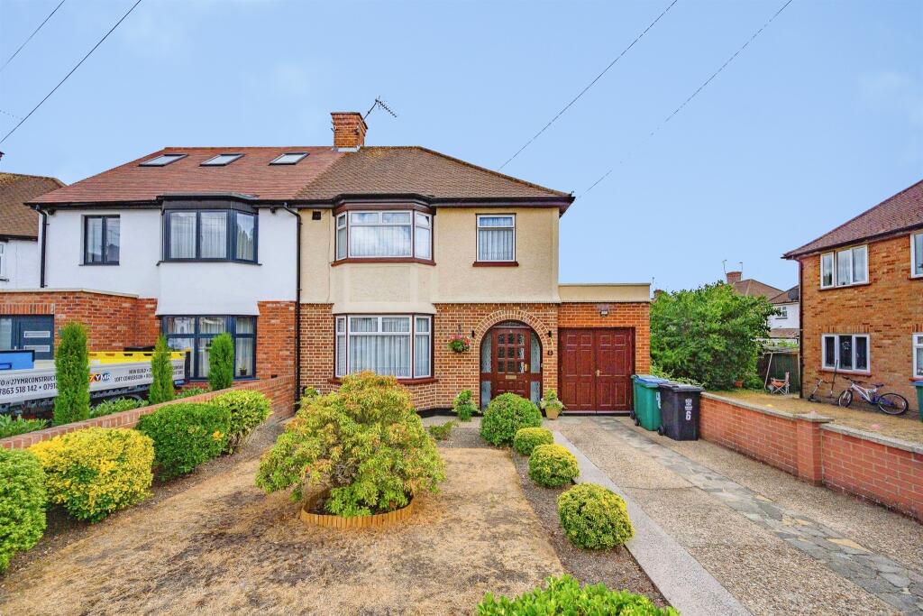 Main image of property: Lansdowne Close, Watford