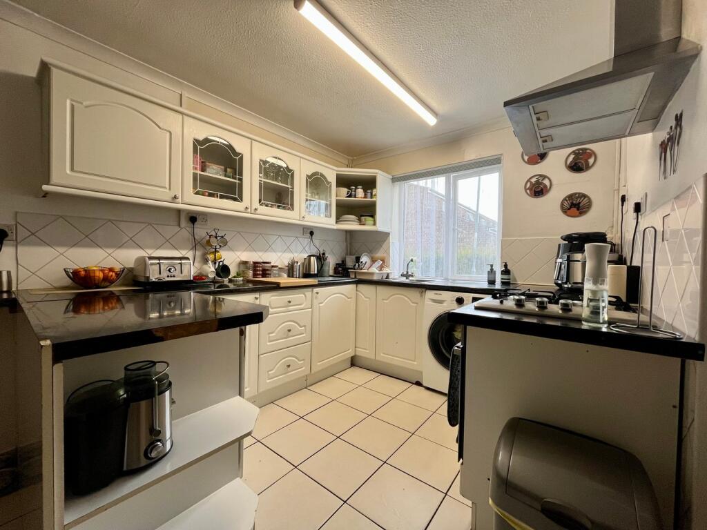 Watergall, Bretton, Peterborough, PE3 photo 4