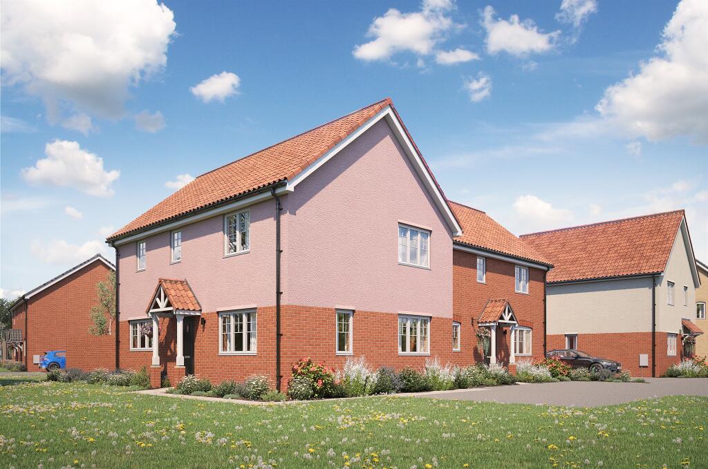 3-bed semi-detached on Wellington Avenue, Harleston, £130,000