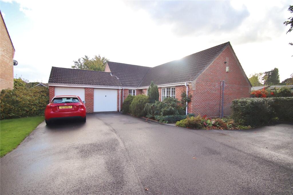 Main image of property: Woodland Close, Verwood, Dorset, BH31