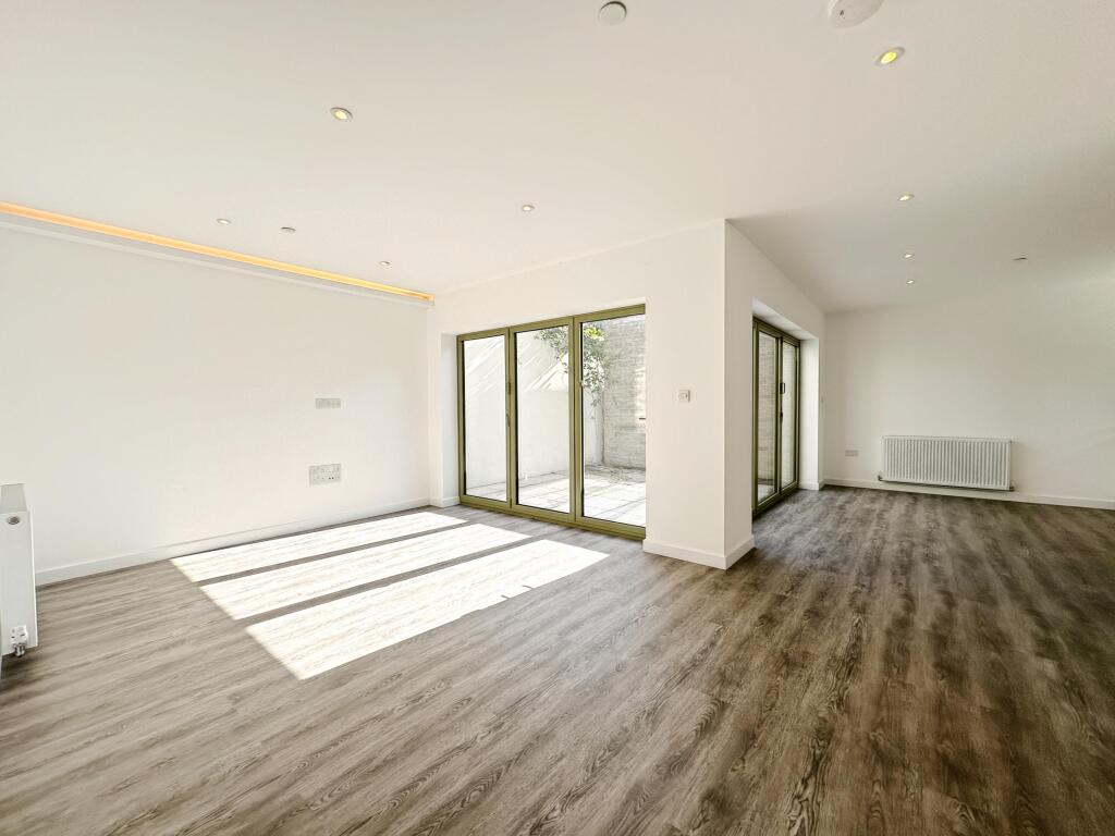Main image of property: Brook Mews, Southgate, Enfield, London, N13 6AS