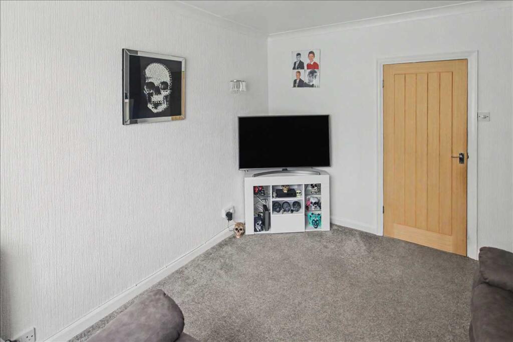 House in Broxtowe, Eastwood - View 4