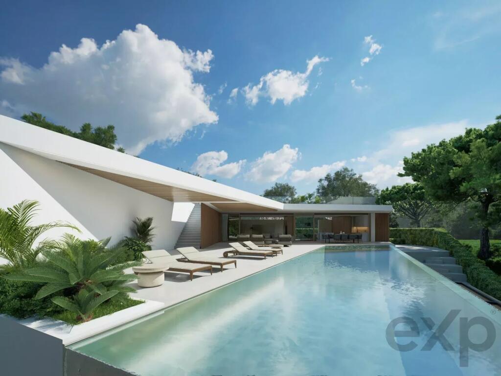 Main image of property: Algarve, Almancil