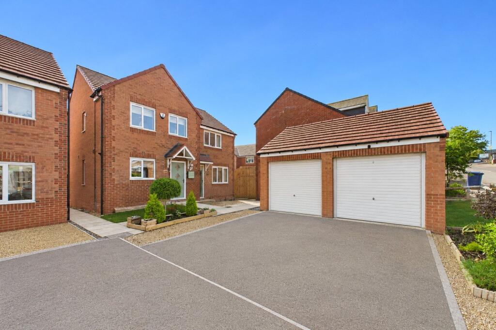 3-bed house on Middle Gill Close, Loftus, TS13, £167,500