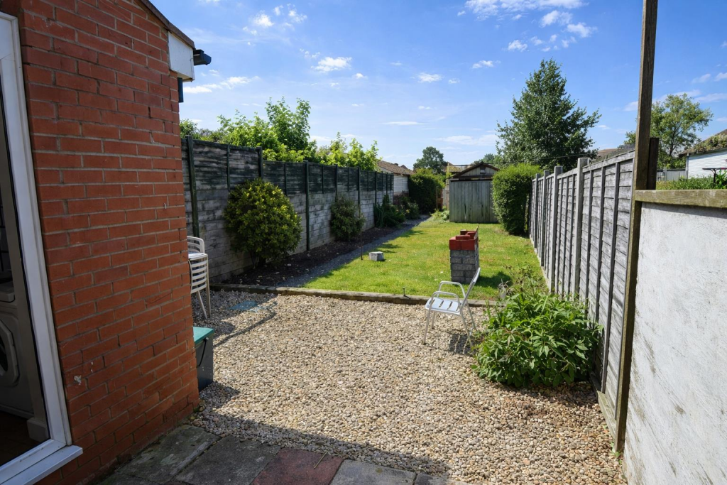 6 bedroom terraced house for rent
