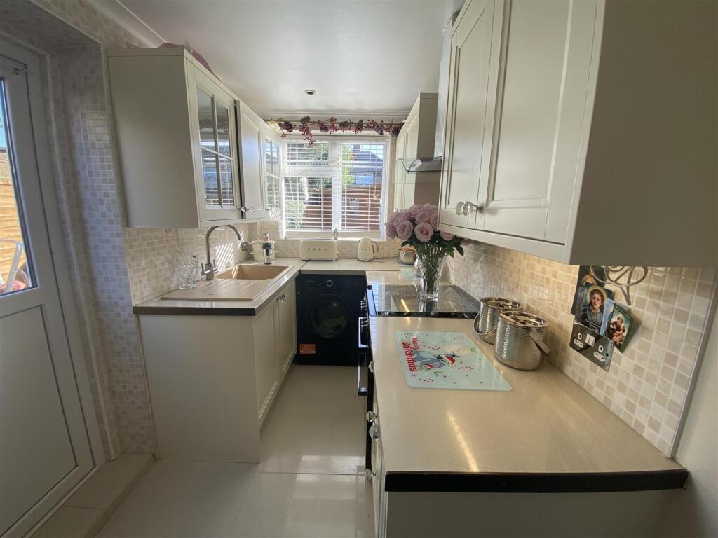 House in Romford - View 3