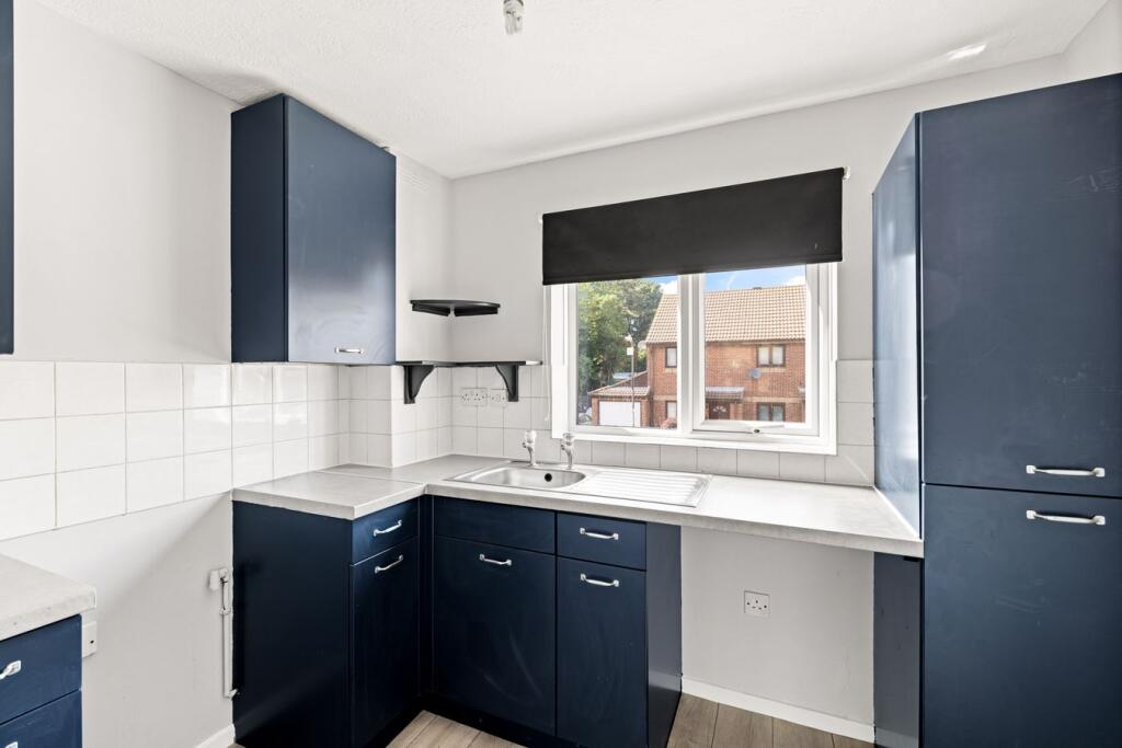 Apartment in Dover, Eythorne - View 2