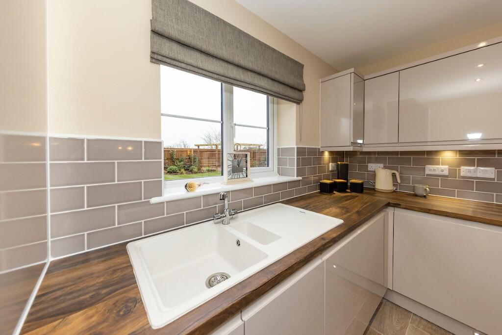 Towndam Lane,
Donington,
PE11 4TP  photo 4