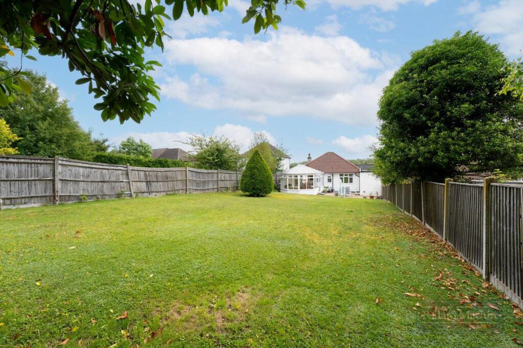 Westfield Avenue, Sanderstead photo 2