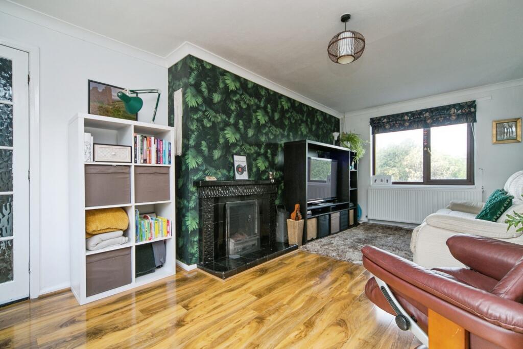 Sefton Road, Old Colwyn, Conwy, LL29 photo 2
