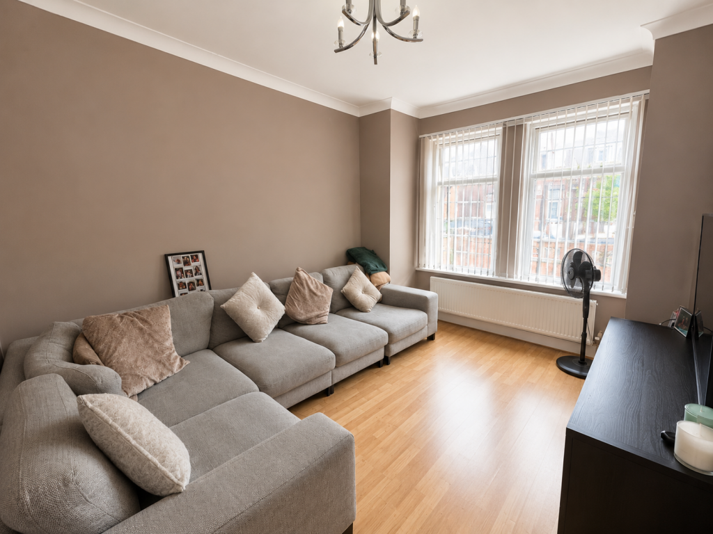 House in Southall - View 3