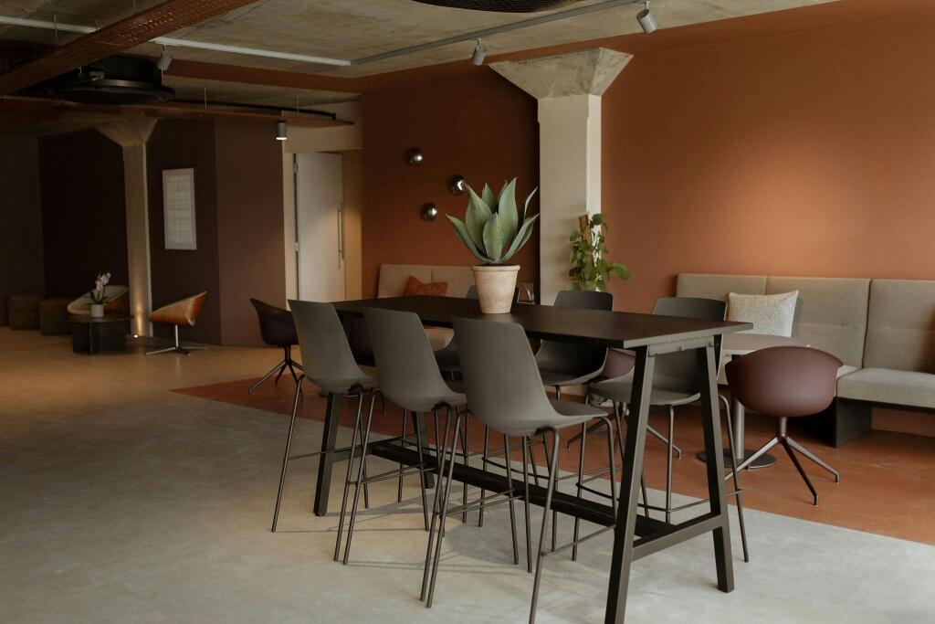 Monocle - First Floor Communal Area