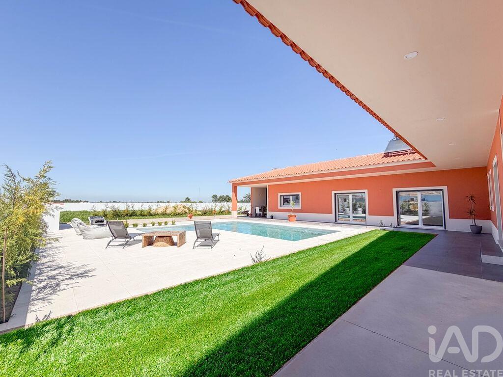 Main image of property: Ribatejo, Glória do Ribatejo