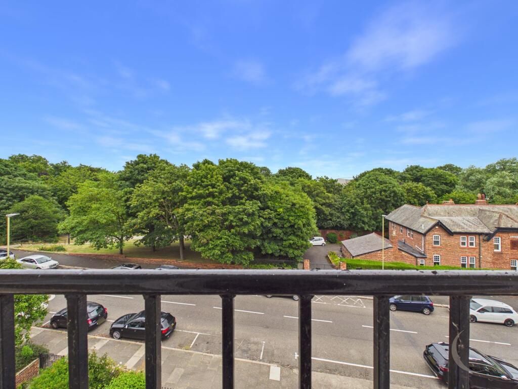 Apartment in South Tyneside, North East - View 2