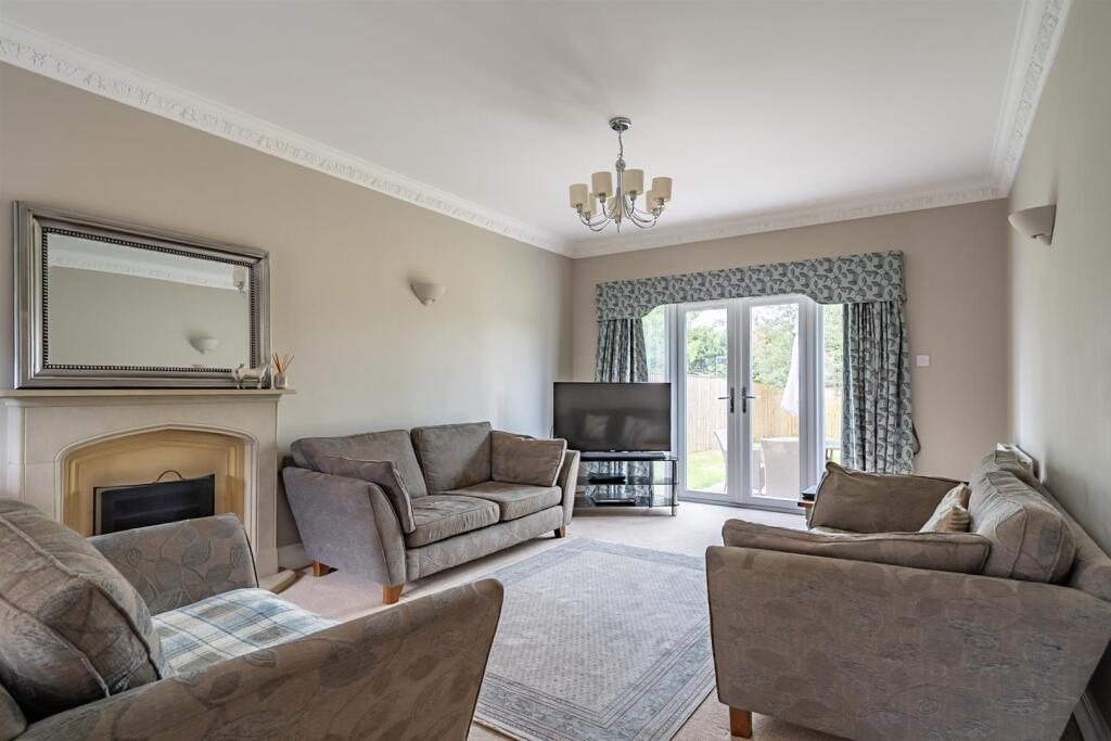 House in York, Dringhouses - View 5