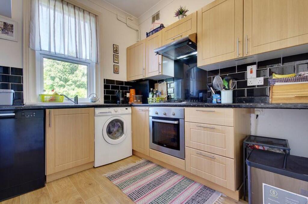 Chatsworth Road, Bournemouth - View 5