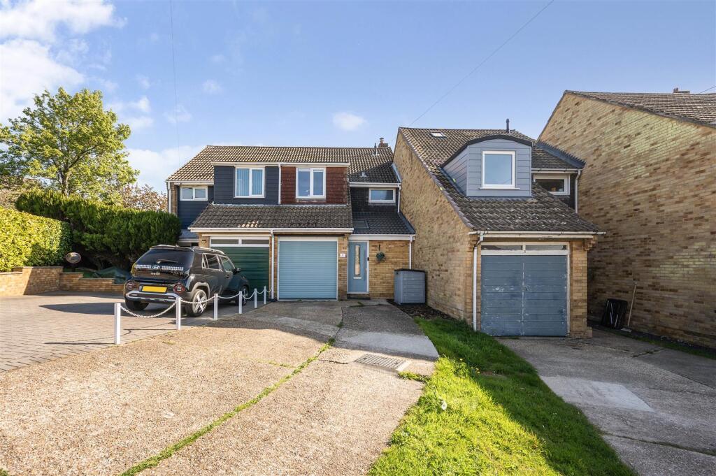 Main image of property: Marlborough Close, Waterlooville,