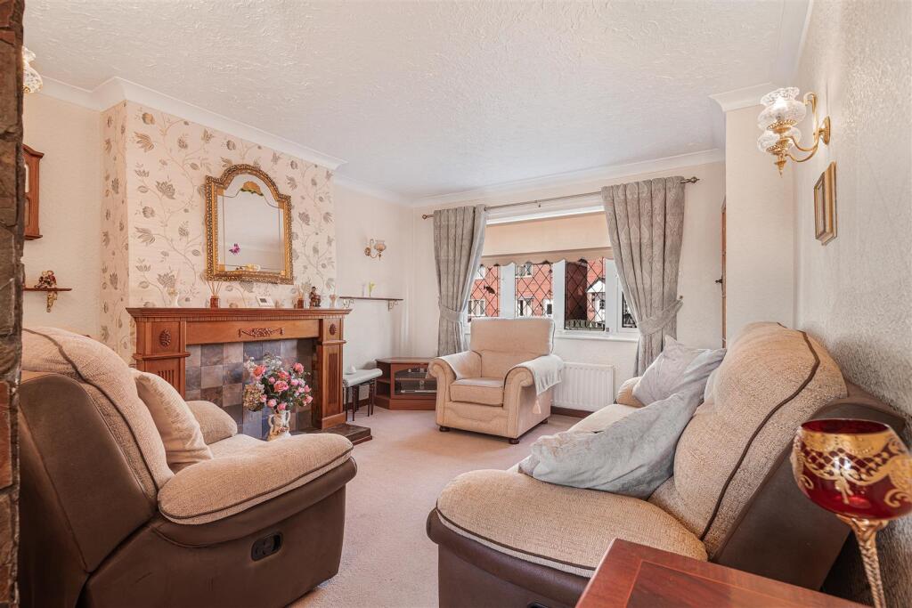House in Wakefield - View 3