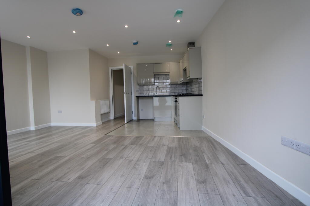 Main image of property: London Road, Mitcham, Merton