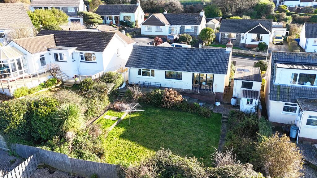 26, Fairfield, Ilfracombe, Devon, EX34 photo 4
