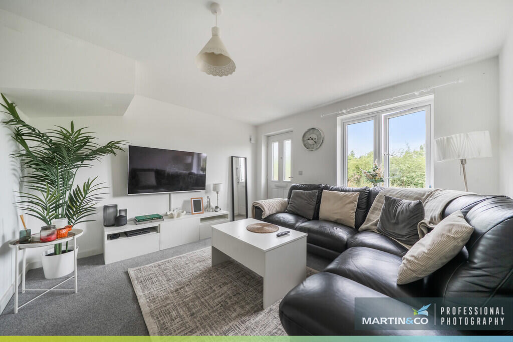 House in Cardiff, Old St. Mellons - View 4