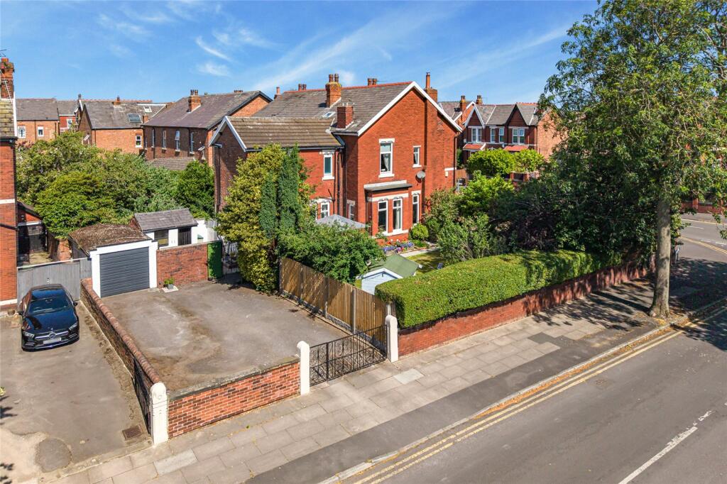 Forest Road, Southport, Merseyside, PR8 - View 3