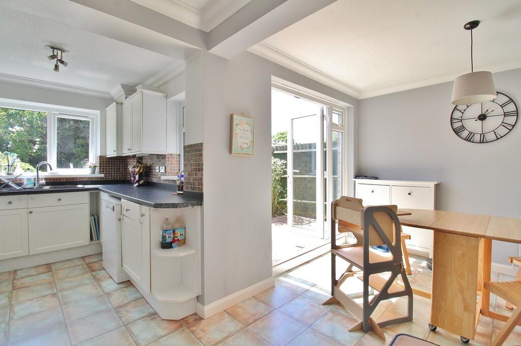 House in Gosport, Lee-on-the-Solent - View 4