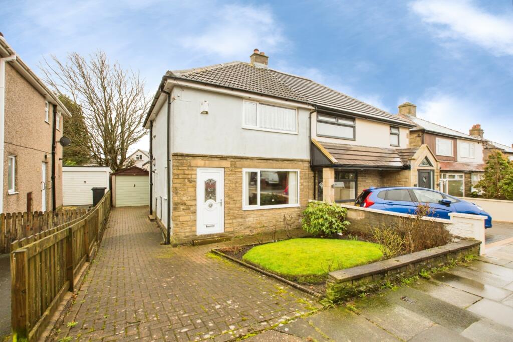 Main image of property: Gleanings Avenue, Halifax, West Yorkshire, HX2