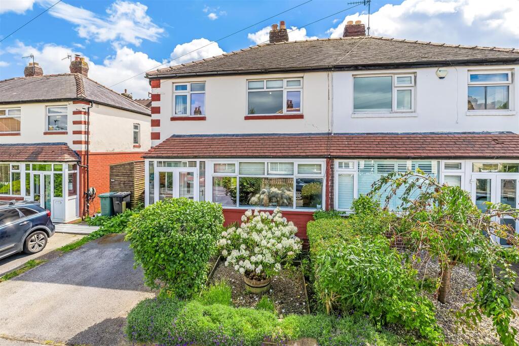 Main image of property: Thwaites Avenue, Ilkley