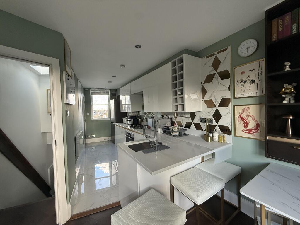 Apartment in London, Hurlingham, Fulham - View 3