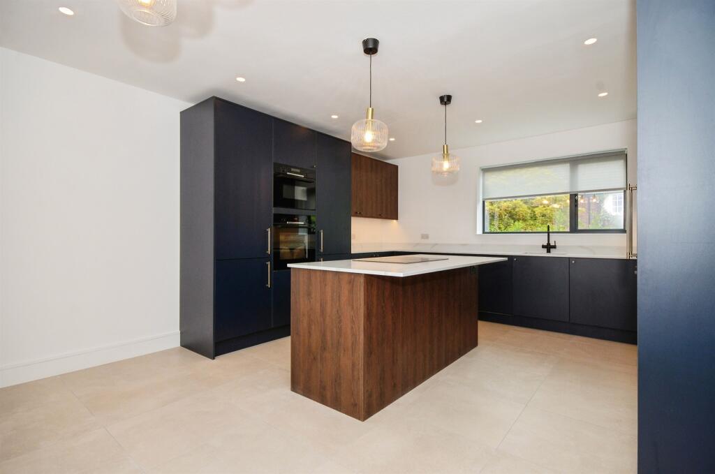 Additional image 3 of Mount Pleasant Lane, Bricket Wood, St. Albans