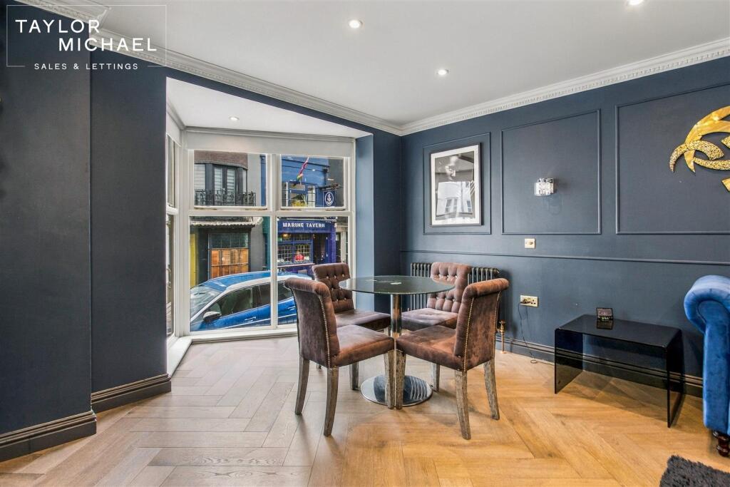 4 bedroom terraced house for rent