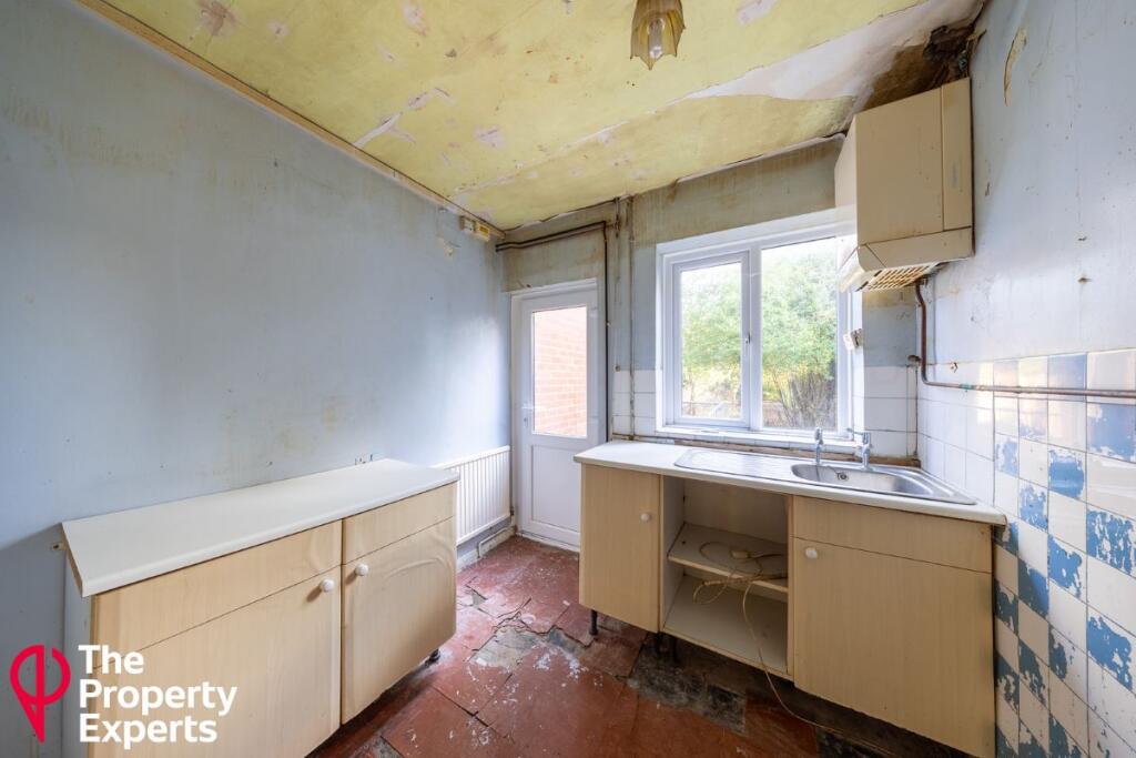 53 St. Michaels Road, Tilehurst, Reading, Berkshire, RG30 4RR photo 5