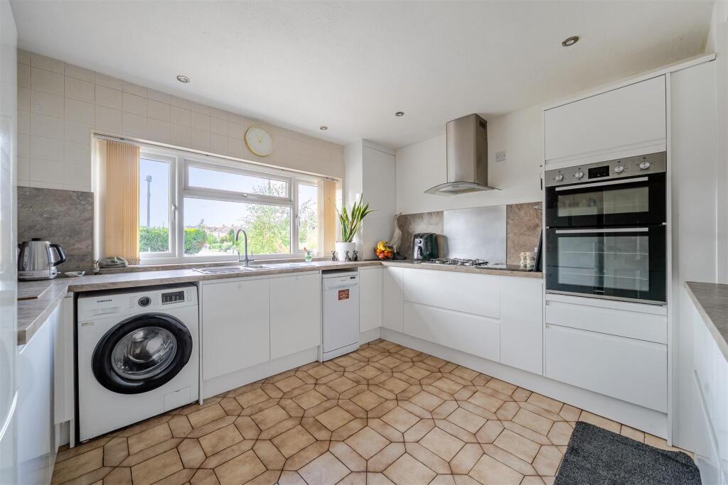 House in Wyre Forest, Habberley, Kidderminster - View 5