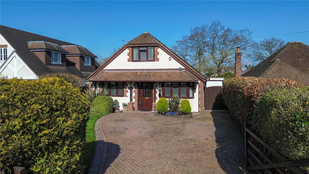 Main image of property: Redhatch Drive, Earley, Reading, Berkshire, RG6