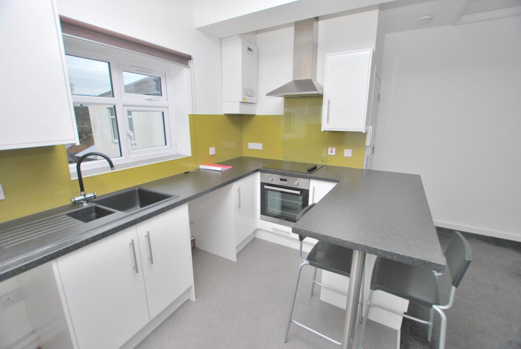 Apartment in Luton, Leighton-Linslade - View 5