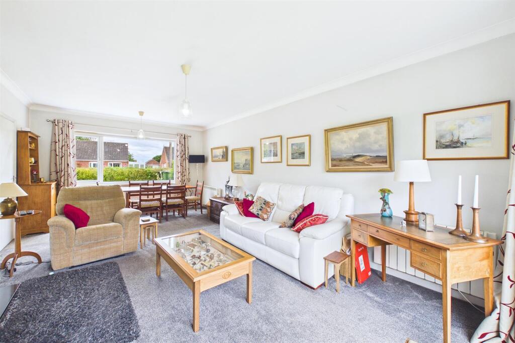 House in Dereham, Clint Green, Yaxham - View 5